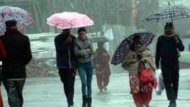 उत्तराखंड के पहाड़ी जिलों में सात से 10 जून तक होगी बारिश, मौसम विभाग ने जारी किया येलो अलर्ट प्रतीकात्मक तस्वीर