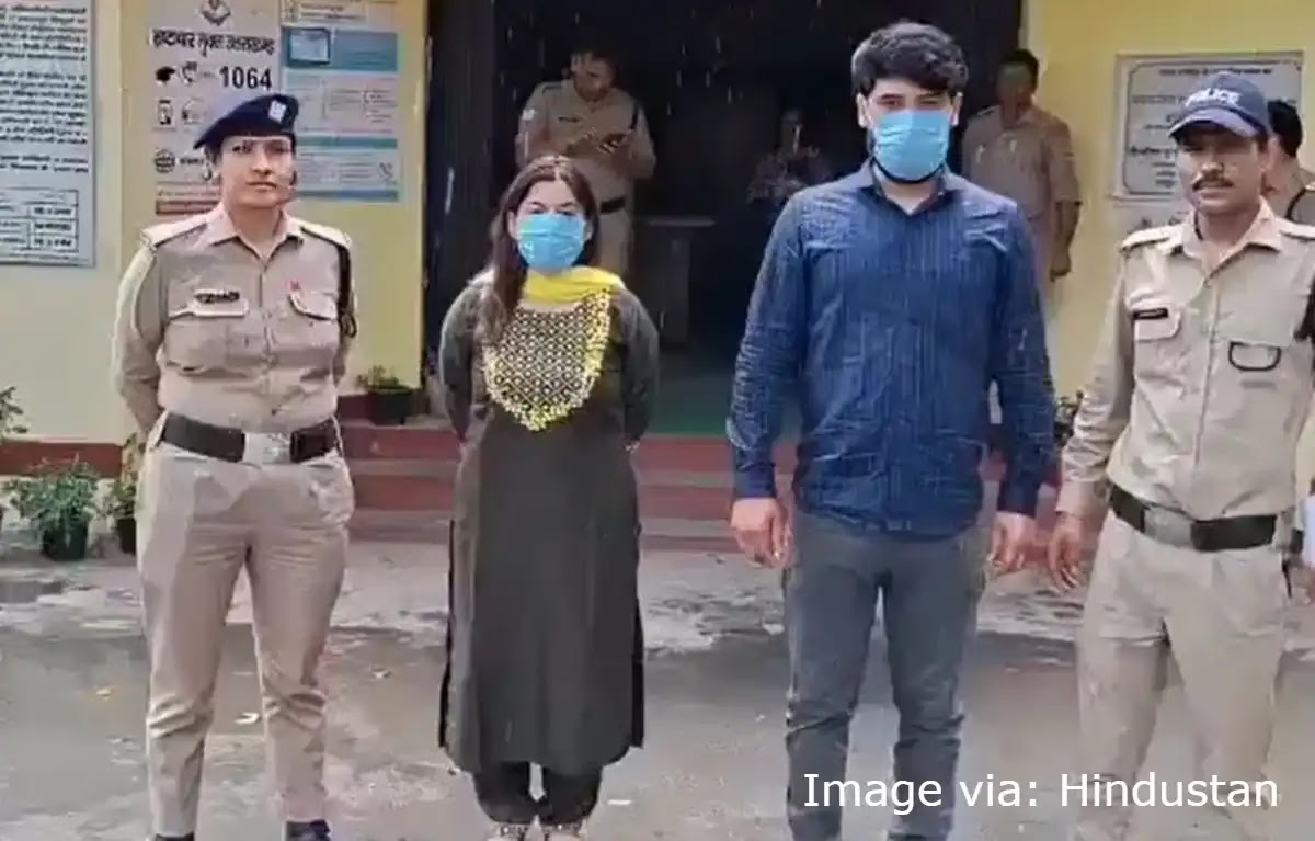 पूर्व भाजपा नेत्री ने 13 साल की बेटी को बॉयफ्रेंड से कराया गैंगरेप, शहर में आक्रोश - Haridwar News पूर्व भाजपा नेत्री ने 13 साल की बेटी को बॉयफ्रेंड से कराया गैंगरेप, शहर में आक्रोश - Haridwar News