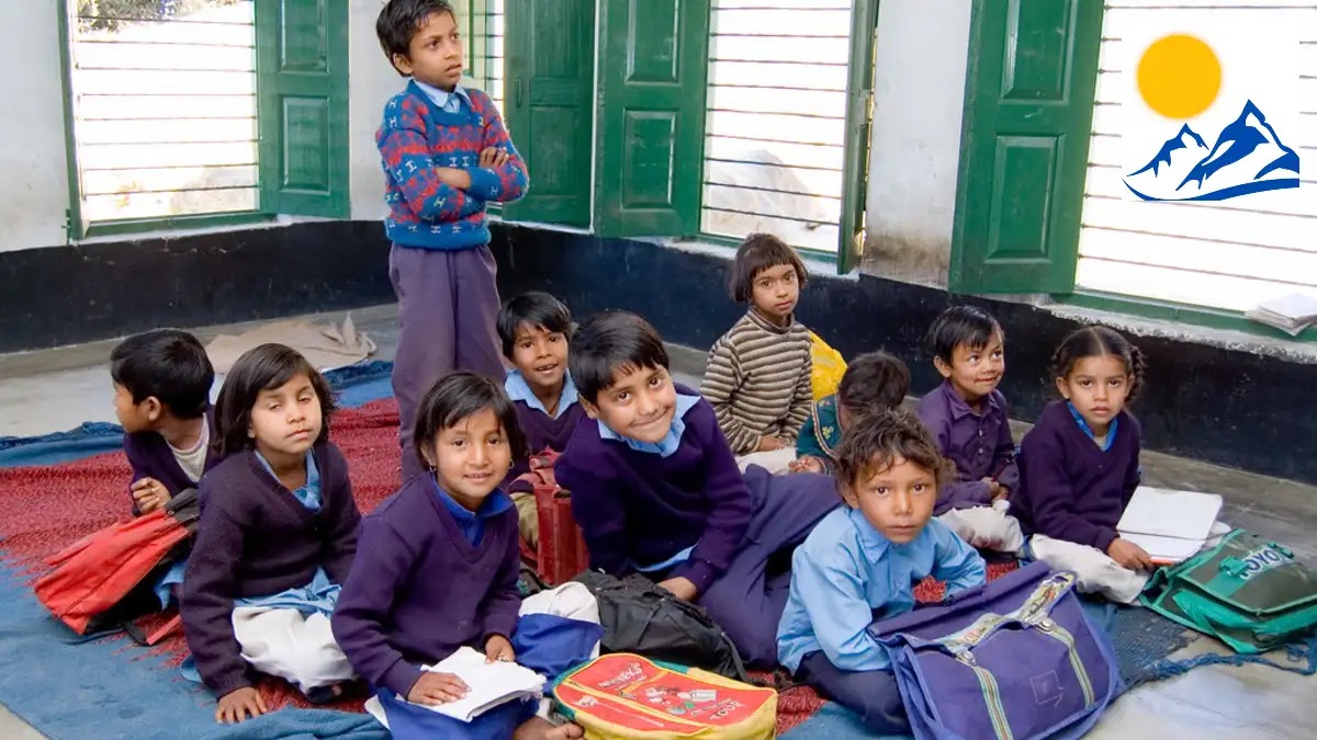 गर्मी की छुट्टियाँ खत्म होते ही शुरू आज से खुले स्कूल, भवनों की जर्जर अवस्था बनी चिंता - Uttarakhand School News गर्मी की छुट्टियाँ खत्म होते ही शुरू आज से खुले स्कूल, भवनों की जर्जर अवस्था बनी चिंता - Uttarakhand School News